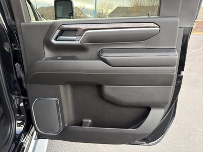 2025 Chevrolet Silverado 3500 HD LTZ