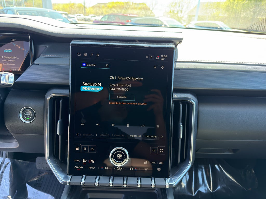 2024 GMC Acadia AT4
