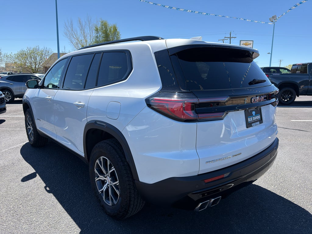 2024 GMC Acadia AT4