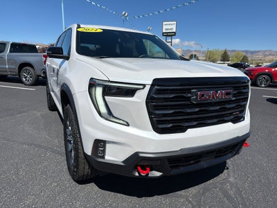 2024 GMC Acadia AT4