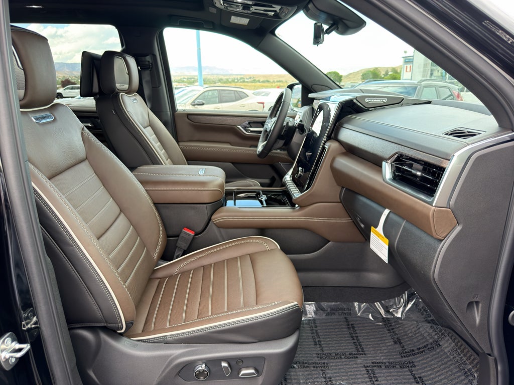 2026 GMC Yukon Denali Ultimate - Photo 37