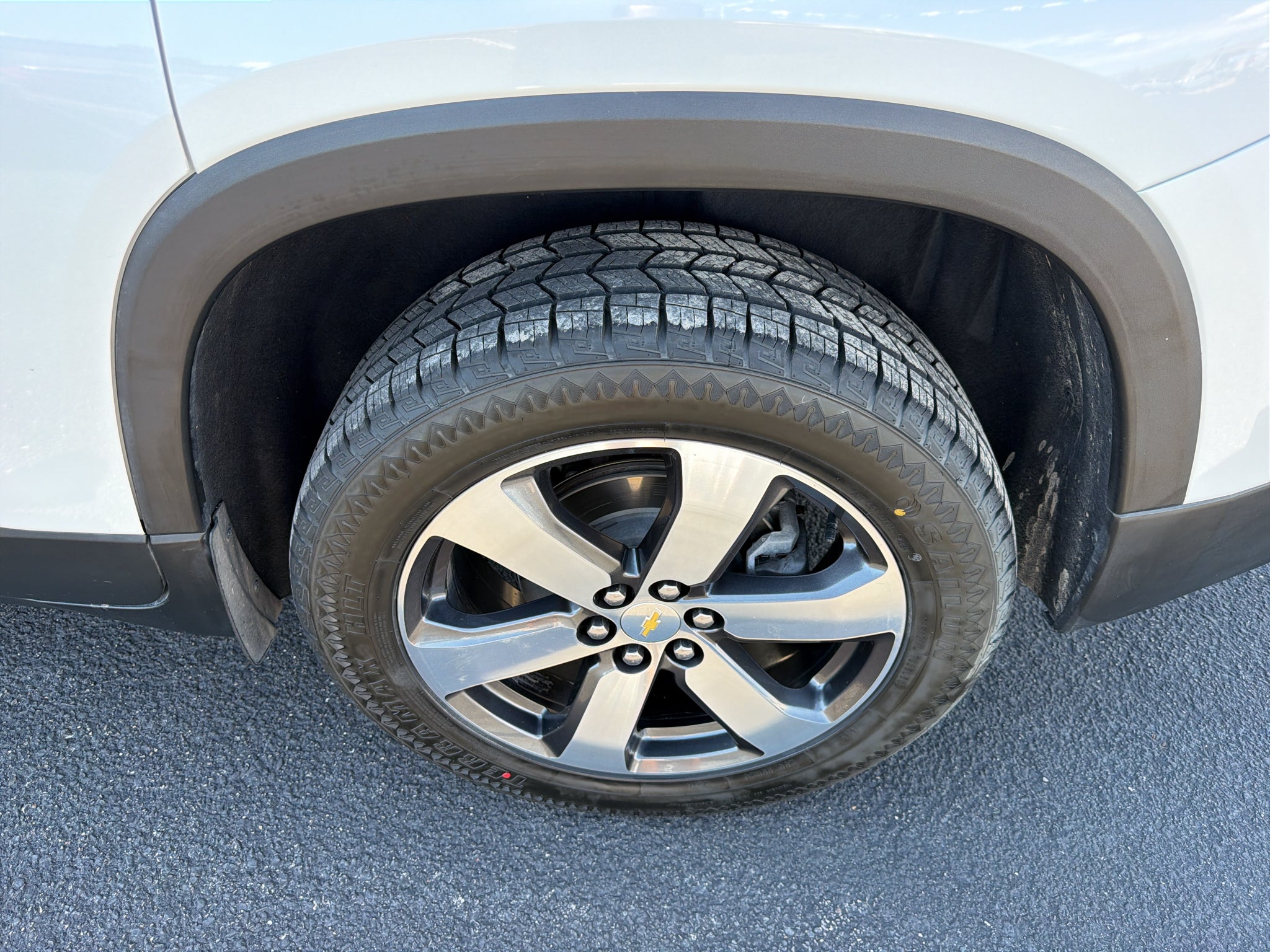 2022 Chevrolet Traverse LT Leather
