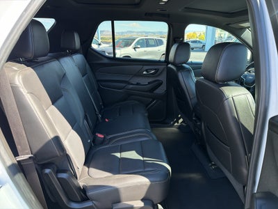 2022 Chevrolet Traverse LT Leather