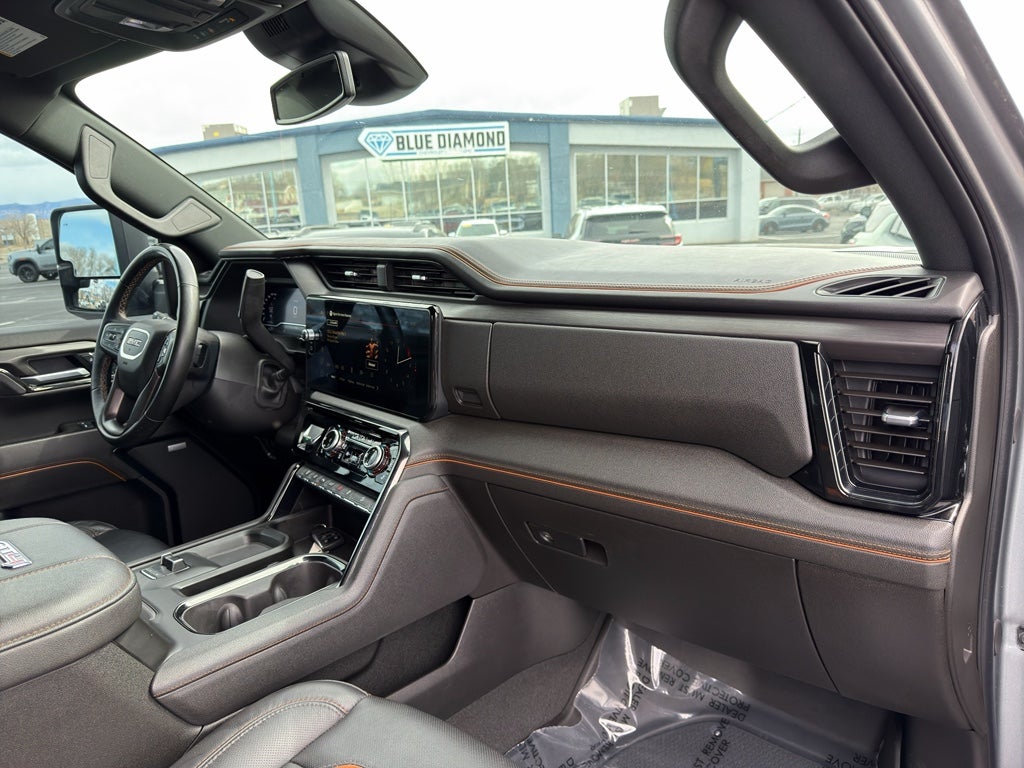 2025 GMC Sierra 2500 HD AT4