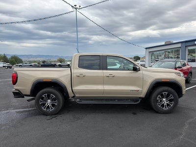 2024 GMC Canyon AT4