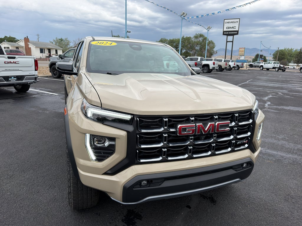 2024 GMC Canyon AT4