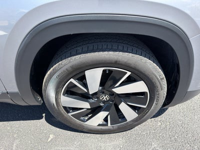 2025 Volkswagen Atlas Cross Sport 2.0T SE w/Technology