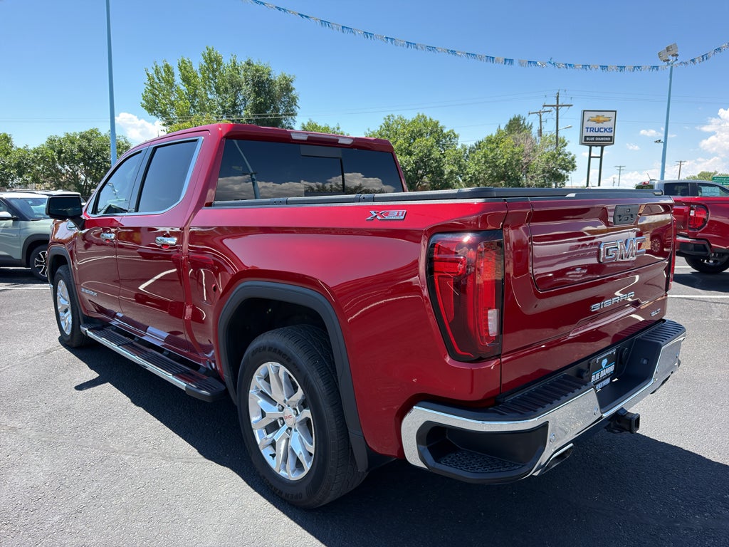 2021 GMC Sierra 1500 SLT