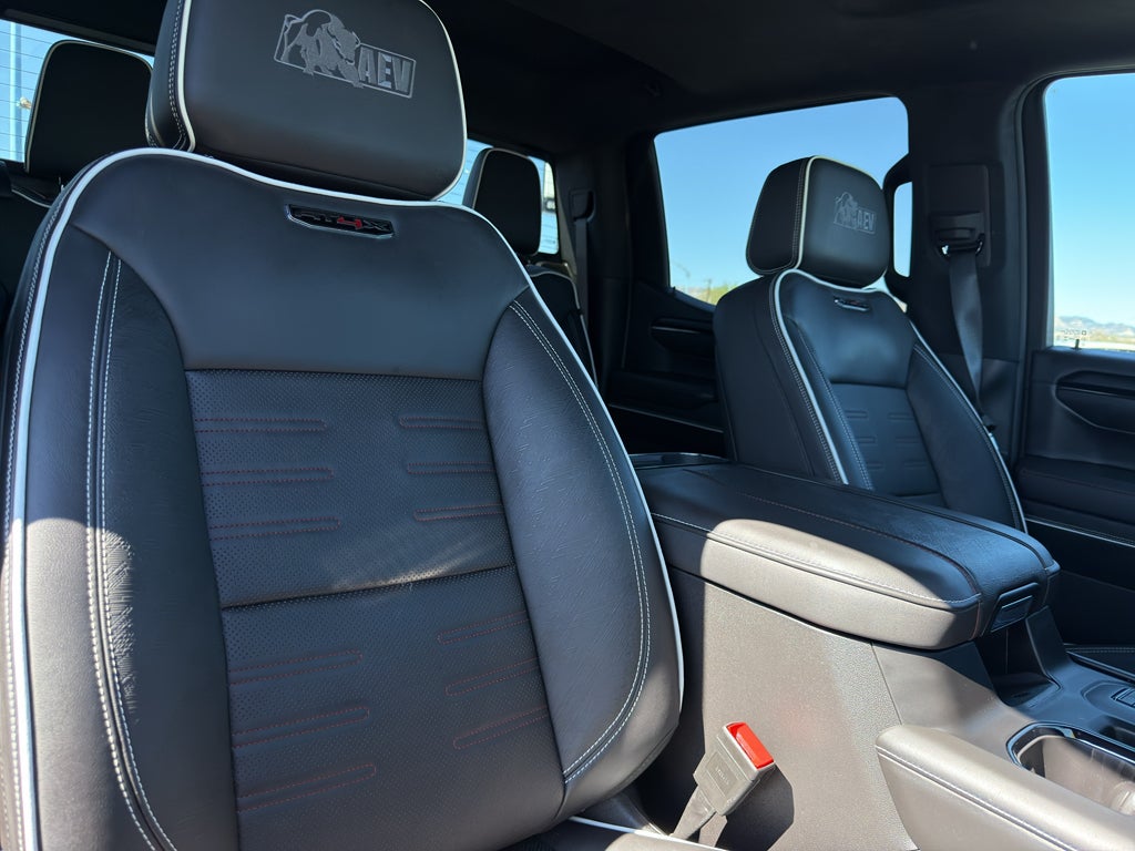 2025 GMC Sierra 1500 AT4X