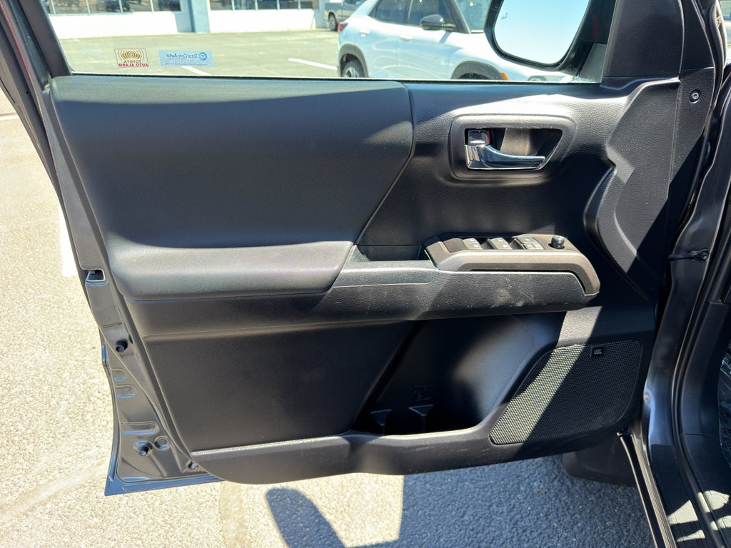 2021 Toyota Tacoma 4WD SR