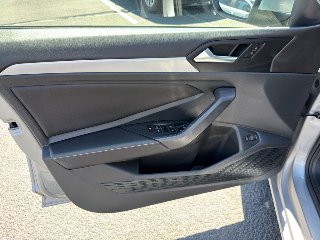 2025 Volkswagen Jetta S