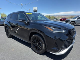 2025 Toyota Highlander LE