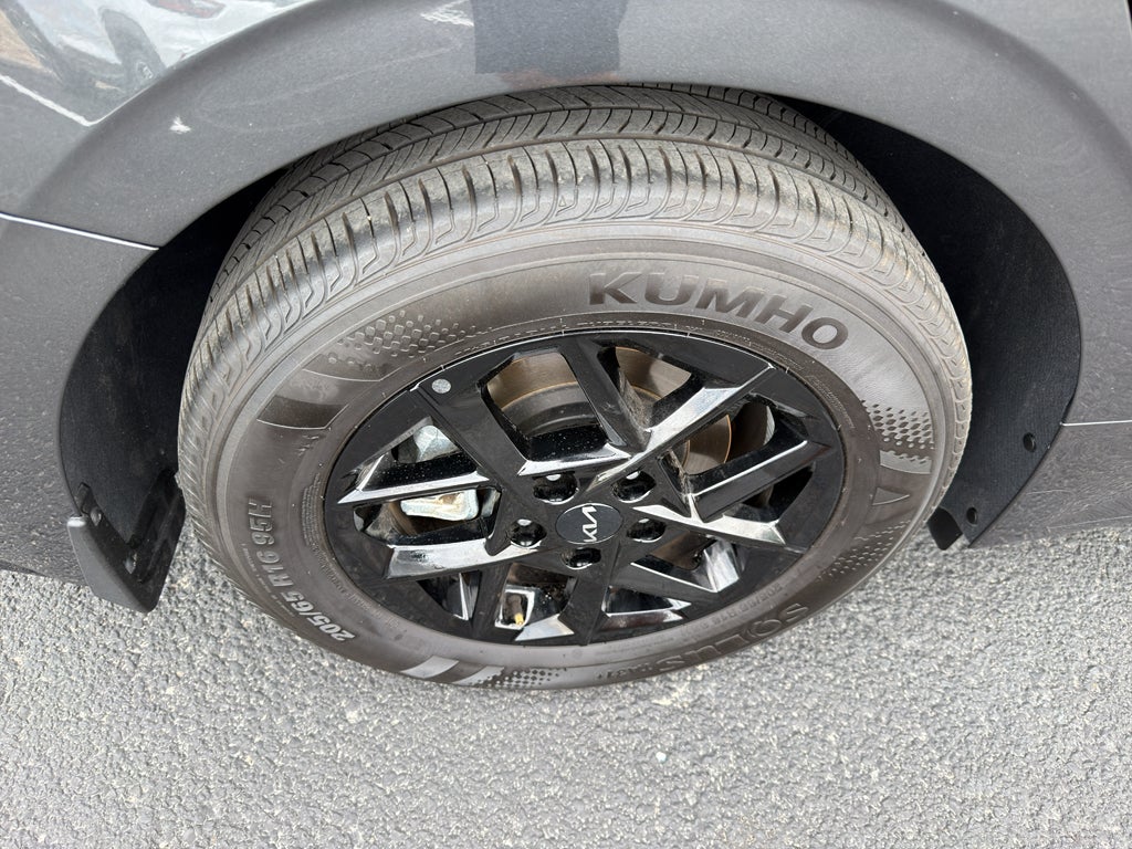 2025 Kia K5 LXS