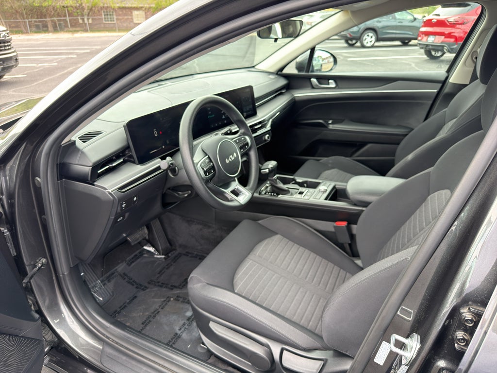 2025 Kia K5 LXS