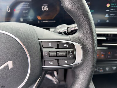 2025 Kia K5 LXS