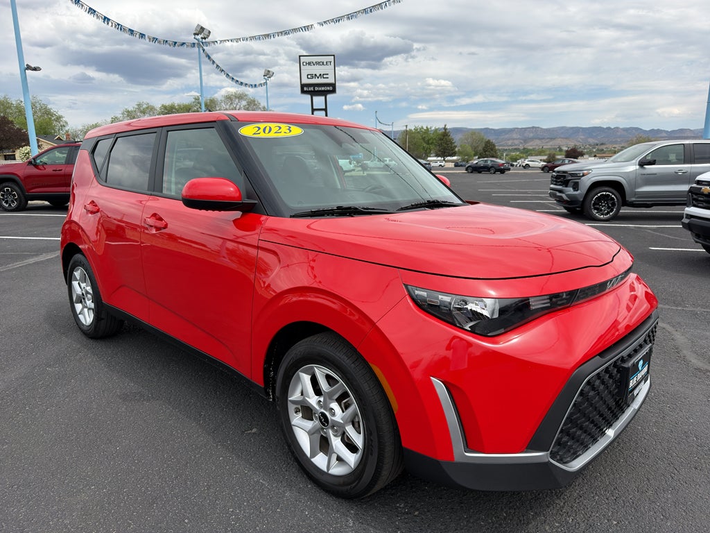 2023 Kia Soul LX