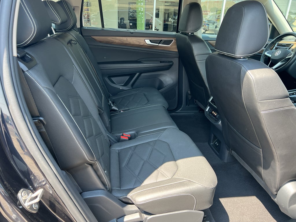 2025 Volkswagen Atlas 2.0T SE w/Technology