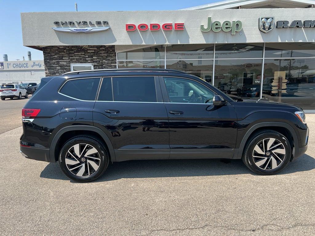 2025 Volkswagen Atlas 2.0T SE w/Technology