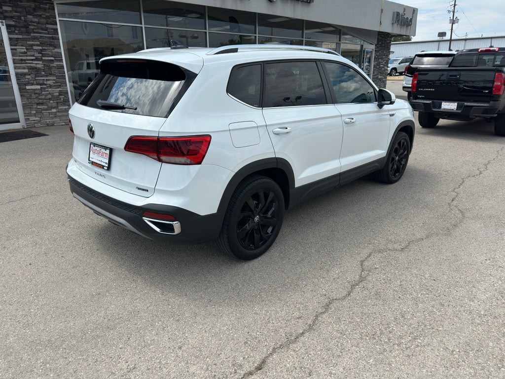 2022 Volkswagen Taos SE