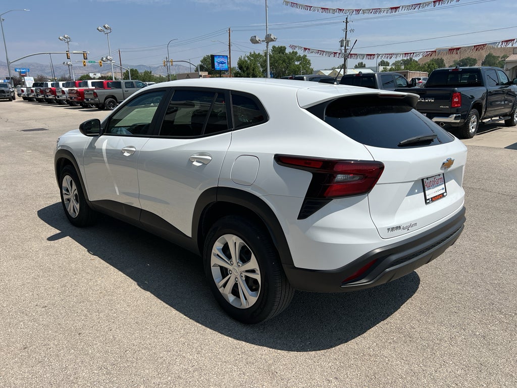 2026 Chevrolet Trax LS