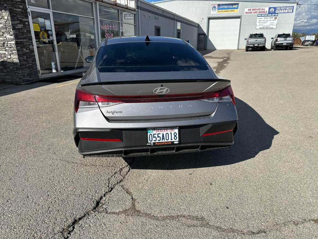 2025 Hyundai Elantra SEL Sport