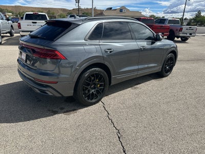 2022 Audi Q8 Premium Plus