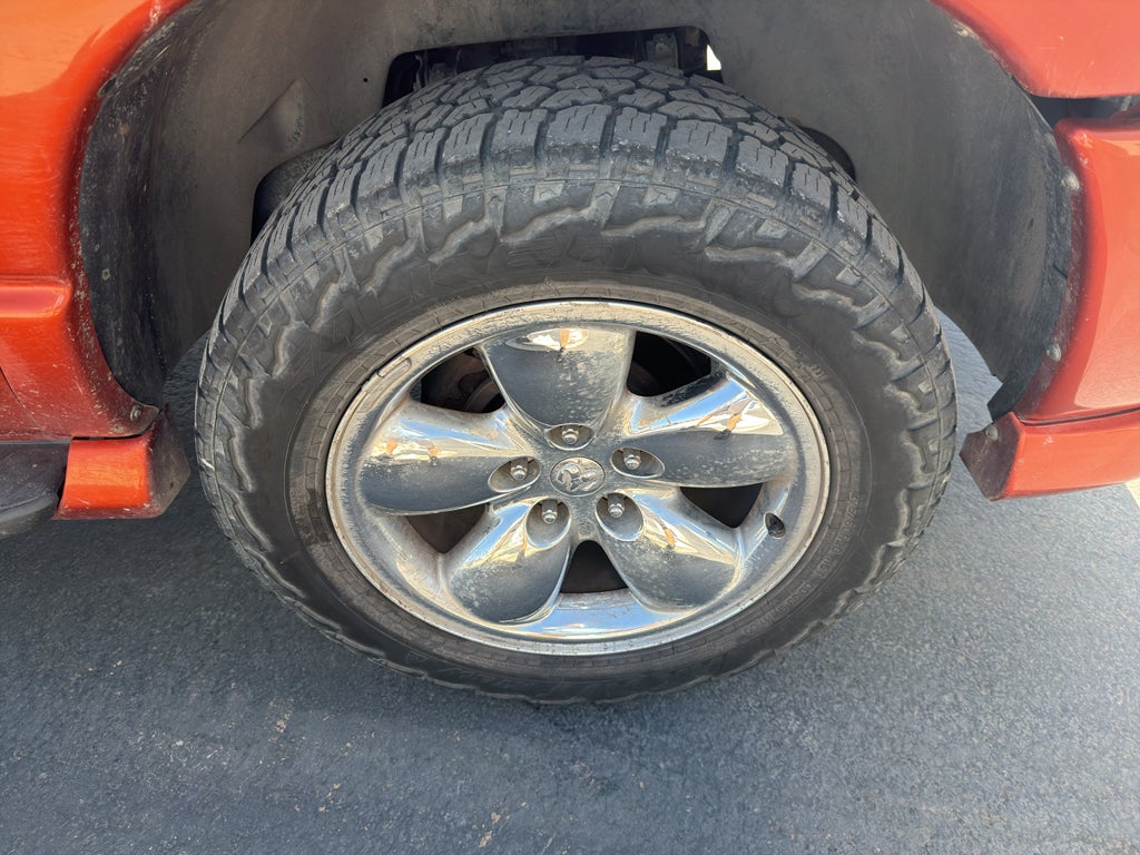 2005 Dodge Ram Pickup SLT