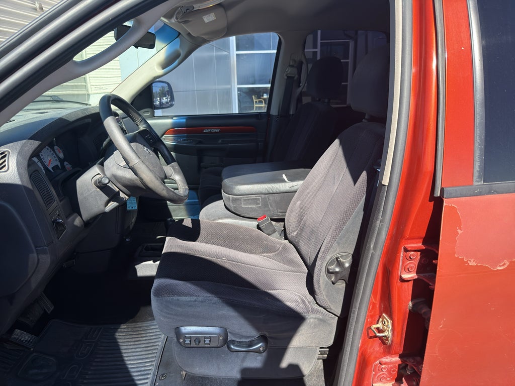 2005 Dodge Ram Pickup SLT