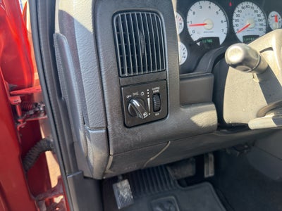 2005 Dodge Ram Pickup SLT