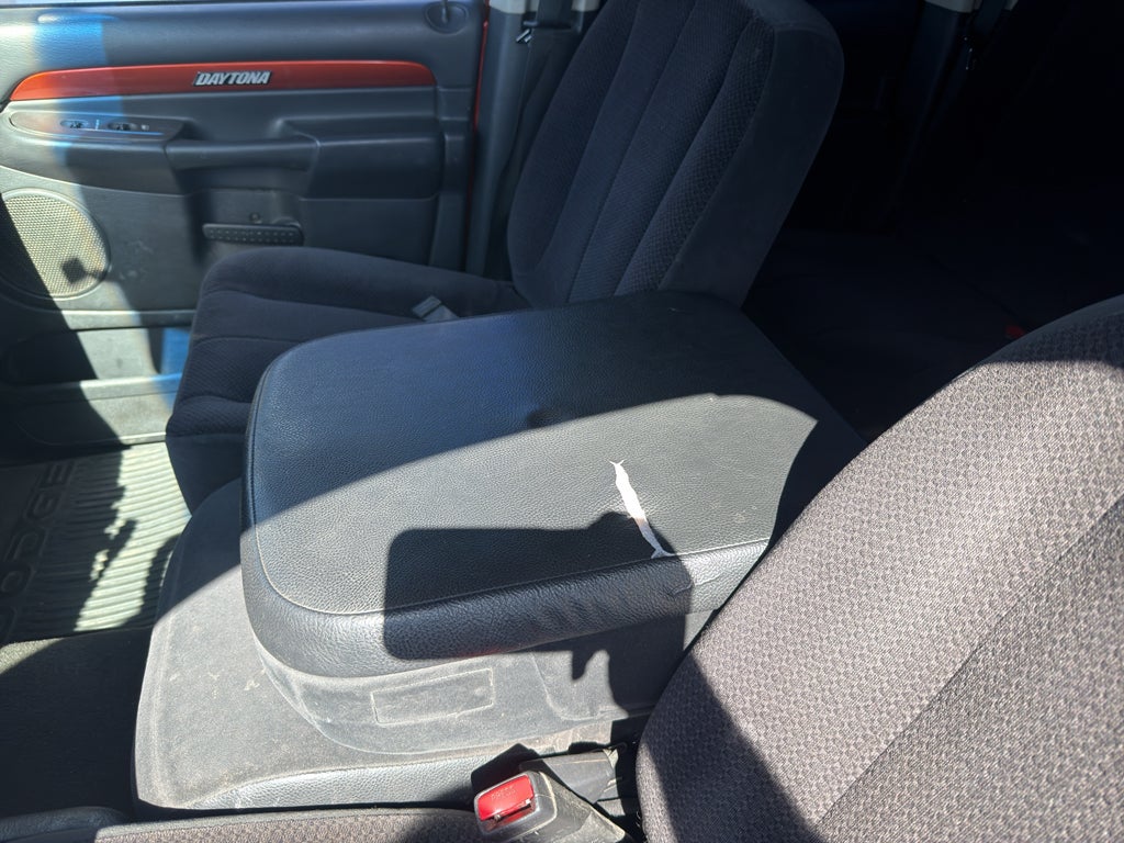 2005 Dodge Ram Pickup SLT