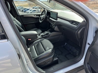 2025 Ford Escape Platinum