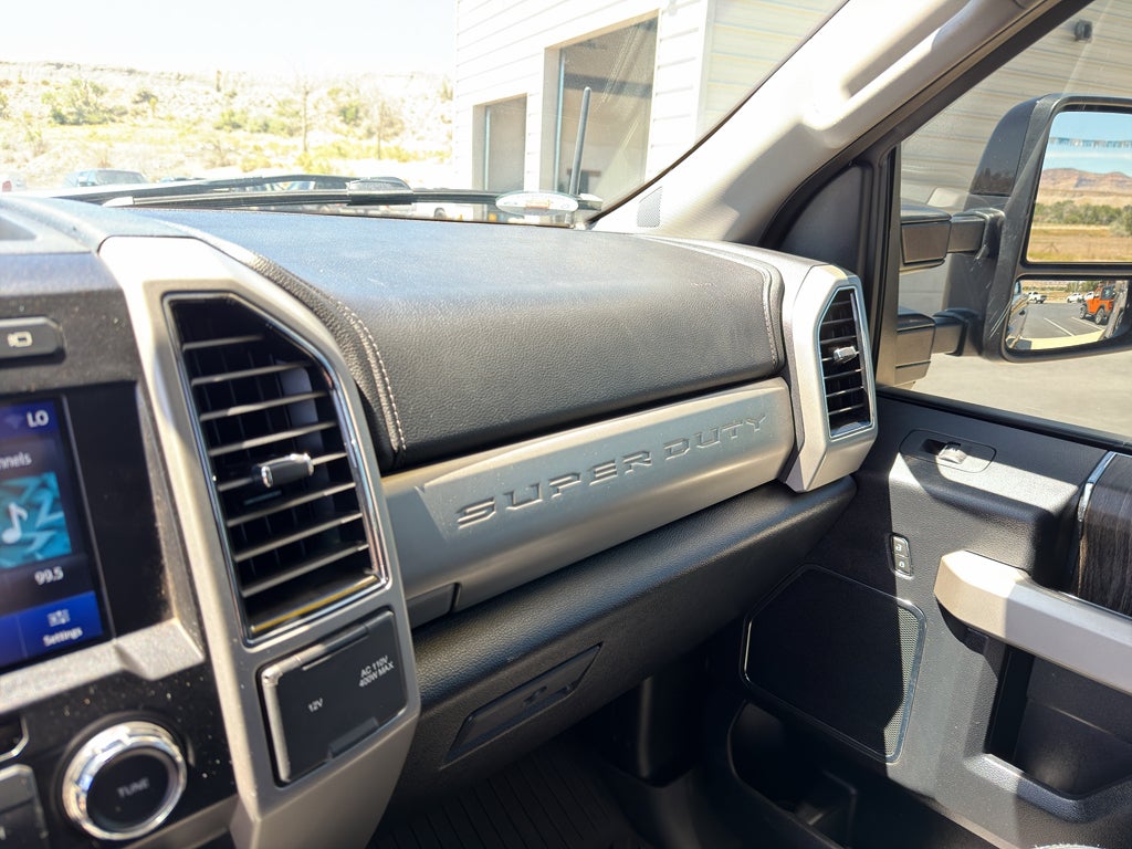 2020 Ford F-350 LARIAT