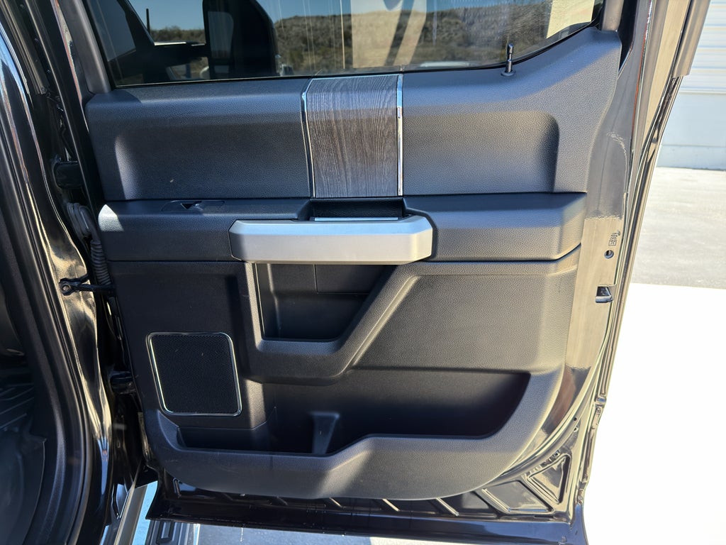 2020 Ford F-350 LARIAT