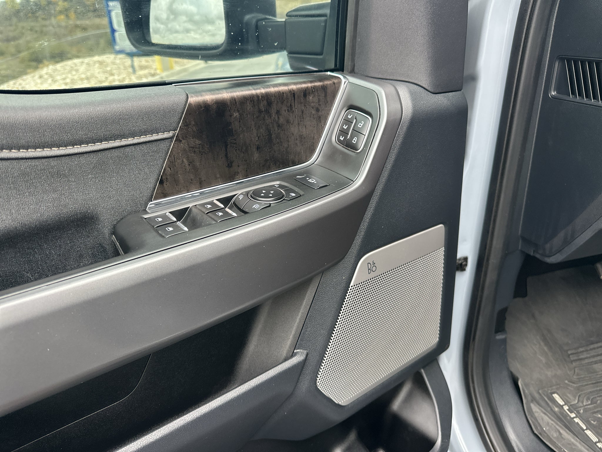 2024 Ford F-450 LARIAT