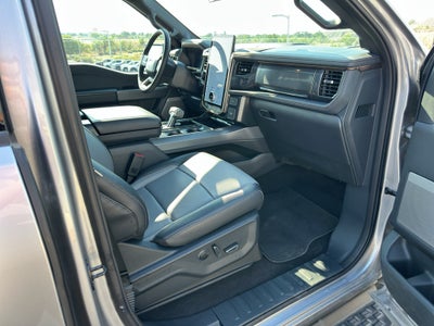 2025 Ford F-150 Lightning LARIAT