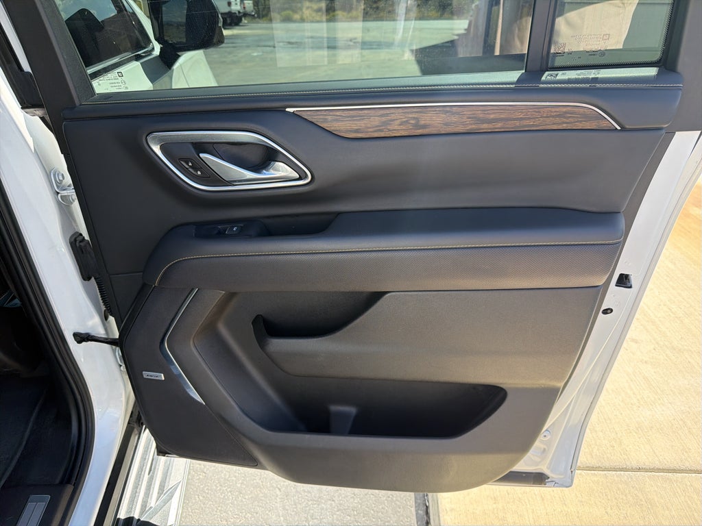 2024 Chevrolet Suburban Premier