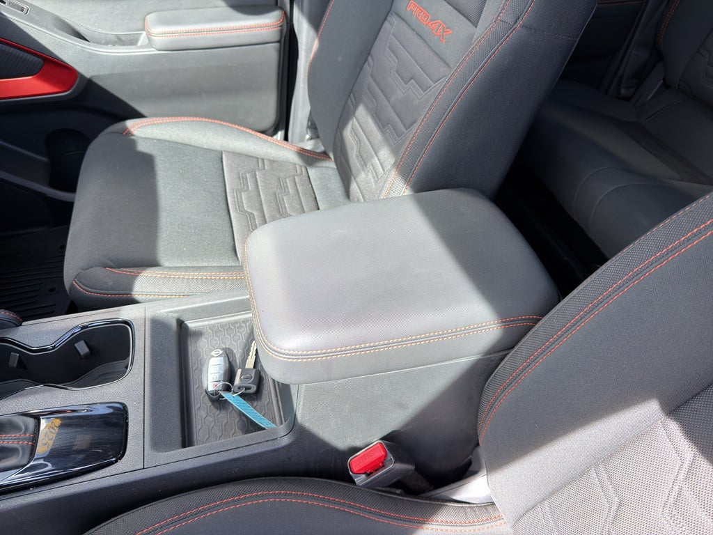2024 Nissan Frontier PRO-4X