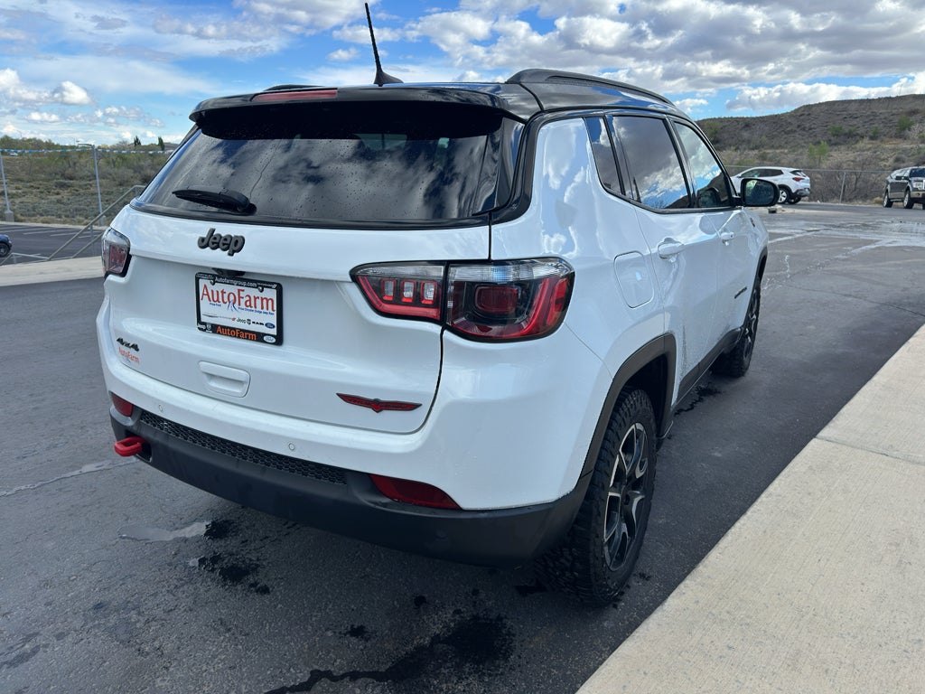 2025 Jeep Compass Trailhawk