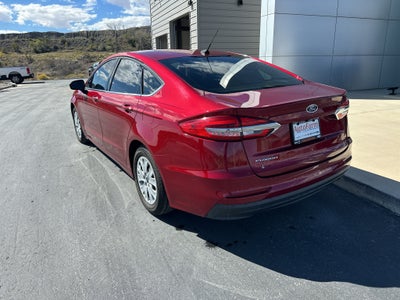 2019 Ford Fusion S