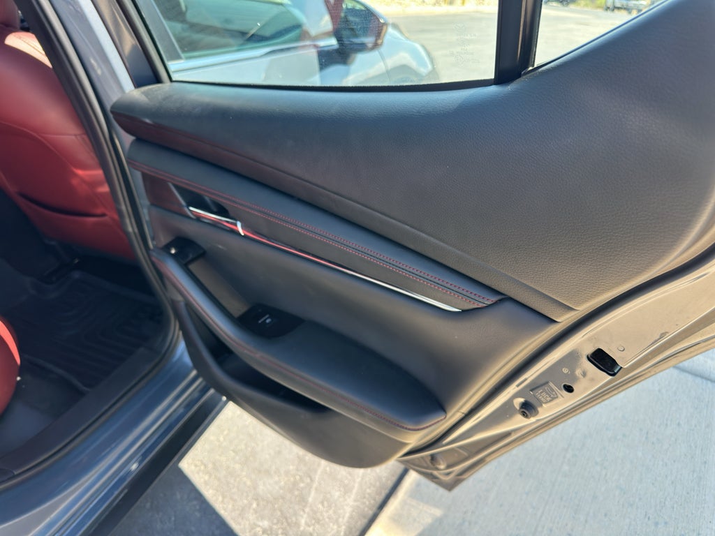 2023 Mazda Mazda3 Hatchback 2.5 S Carbon Edition